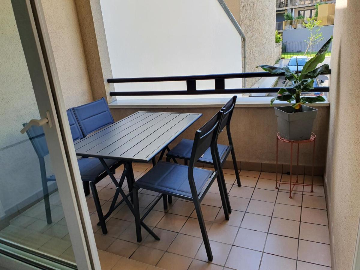 Magnifique Appartement Avec Garage Prive Et Terrasse Reims Buitenkant foto